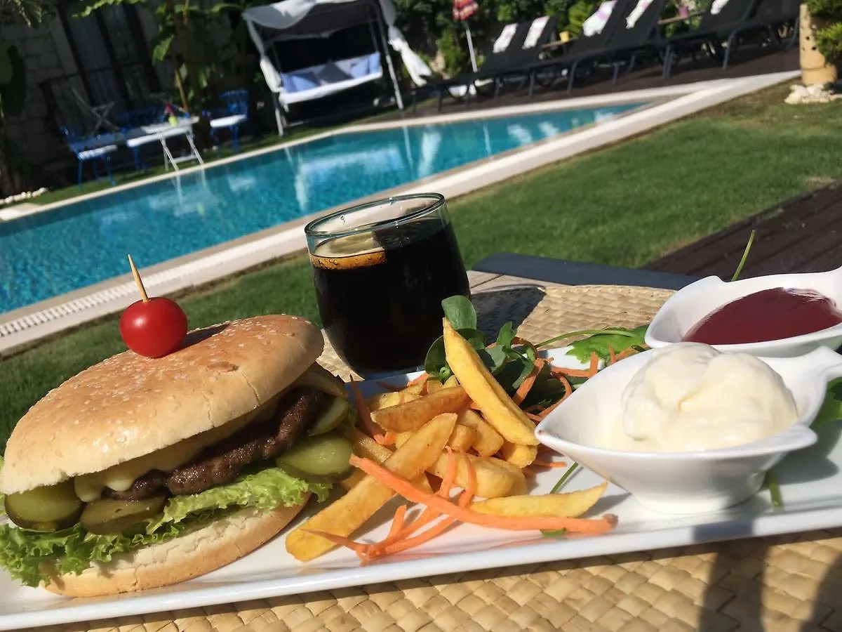 Cayirli Alacati Hotel